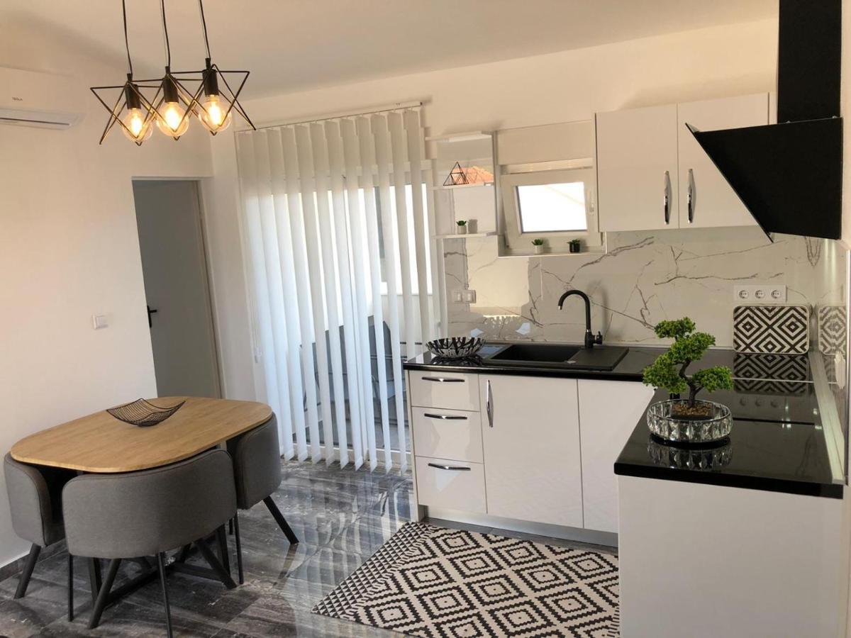 Apartman Luce Bibinje Exterior photo