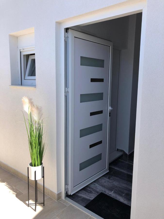 Apartman Luce Bibinje Exterior photo