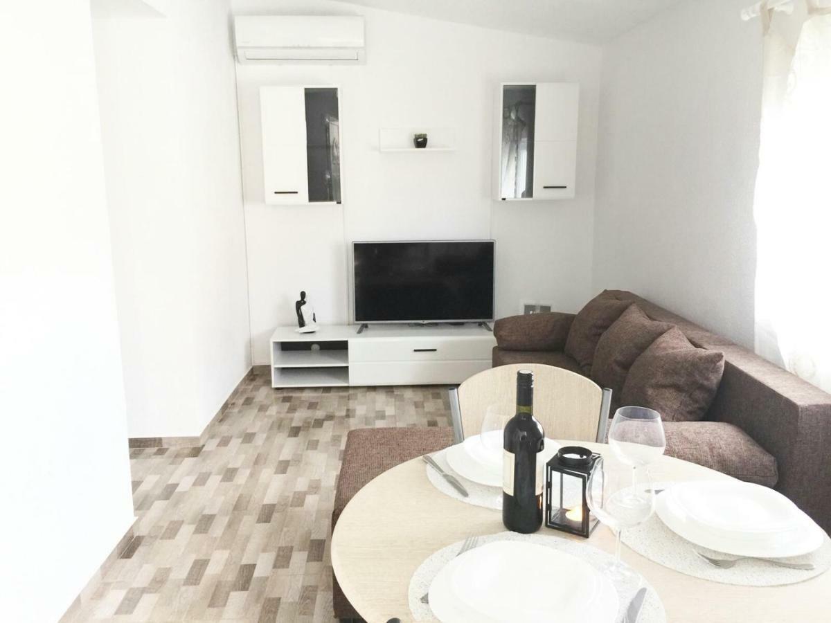 Apartman Luce Bibinje Exterior photo